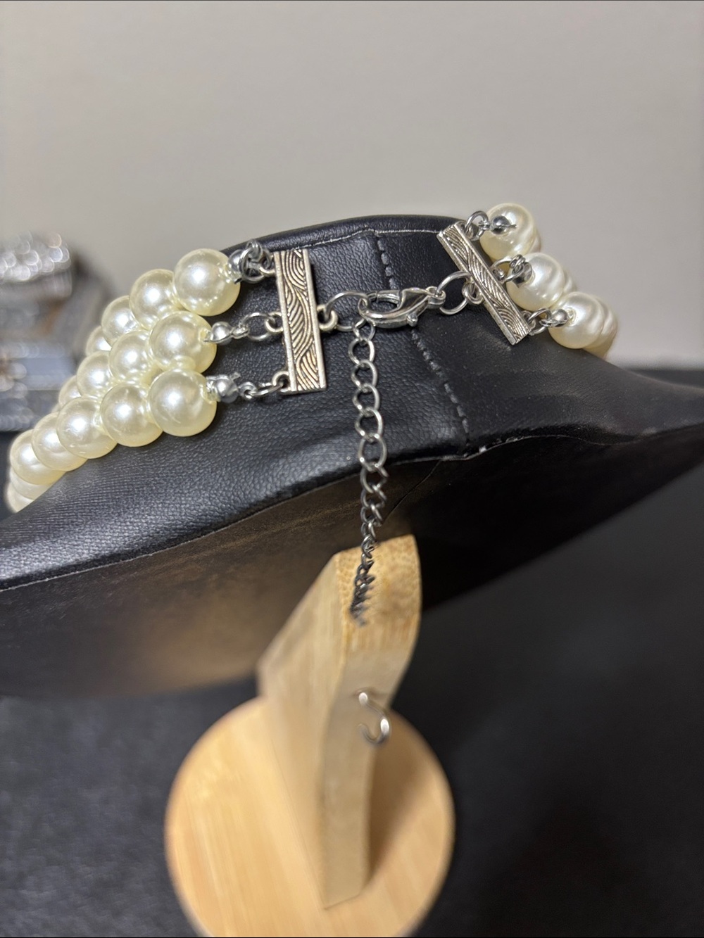 Fashion Triple-Strand Faux Pearl Statement Necklace in Cream Silver Tones - Picture 3 of 7